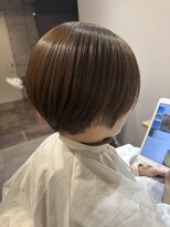 コメル(comeLe) ブライツカラー×グレイカラー×ショートボブ