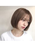 ナチュラルストレートミニボブ