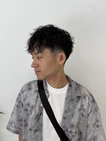 オム グランド(HOMME GRAND)&nbsp;おすすめの縦落ちツイスパ！