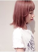外ハネ　ロブ　パールピンク　ベージュ