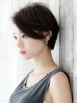 ティファ 銀座(Tiffa) 大人かわいいひし形シルエットブルージュエアリーモードショート