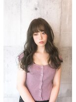 エンリッチヘア(enrich hair)&nbsp;オリーブベージュ　ハイ透明感カラー　ゆるふわロングヘア