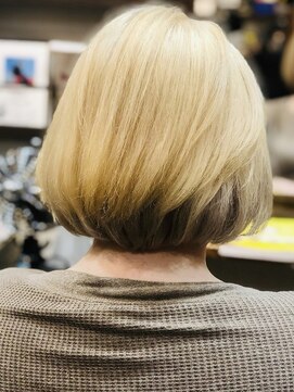 ティーラック(T:Luck) 外国人カラーで2セクションインナーカラーグラデーション[下北沢