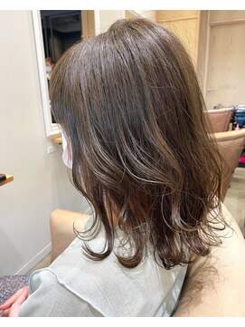 トリート 海浜幕張店(TREAT) カーキグレージュ_海浜幕張