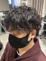 リンカラン トロワ(LINGKARAN Trois)&nbsp;マッシュ波巻きパーマツイストスパイラルパーマ2ブロ刈り上げ