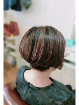 マルキーズ(marquise) ショートボブパーマスタイル【安佐南区】