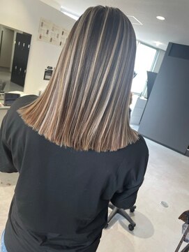 キング 梅田(K!ng) 【梅田】ホワイトハイライトハイライトカラーバレイヤージュ