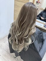 ジゼル(gisele)&nbsp;バレイヤージュ