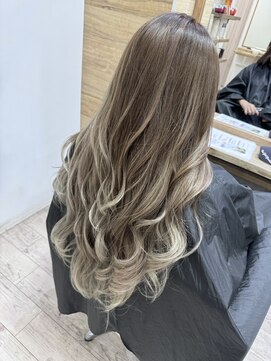 ジゼル(gisele) バレイヤージュ