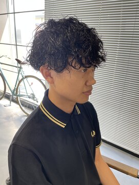 ニキータ(Nikiita) プードルパーマ　スパイラルパーマ　ツイストスパイラル