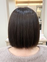 アルターリール(aL ter Rire)&nbsp;イメチェン/ホワイトブロンド/外ハネボブ/ワイドバング/杉田花乃