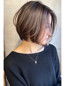 トルネード(TORNADO) 外国人風前下がりショートボブ　n3.2