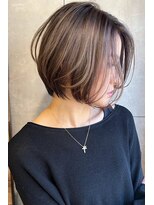 トルネード(TORNADO) 外国人風前下がりショートボブ n3.2