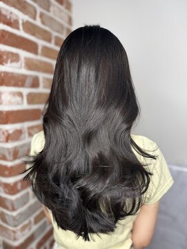 エニー 栄(Any) 韓国レイヤー×ダークグレージュ