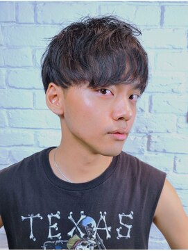 クオンヒール(QUON HEAL) 刈り上げニュアンスパーマフェザーパーマサーフカールｕ