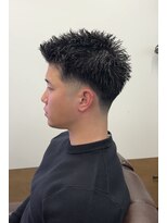 バタクラン(BATACLAN) ピンパーマ#メンズ#メンズカット#フェード#眉毛#メンズサロン