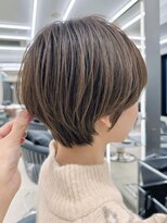 サンドハーツギンザ(sand Hearts ginza)&nbsp;後頭部の丸み × 襟足の締まりで作る美シルエット