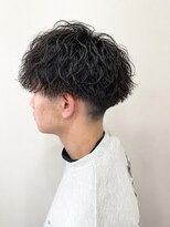 フラグス(FLAGS)&nbsp;メンズカット×スパイラルパーマ×マッシュ×黒髪×波巻きパーマ
