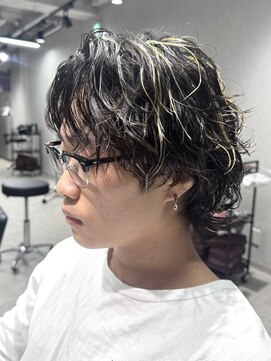テクト バイアッシュ 吉祥寺店(Tect by Ash) センターパートウルフサーフカールツイストスパイラルパーマ