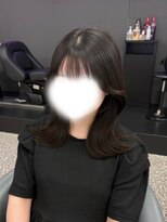 ラ ミュウ バイ ディーアンドティー(LA MIU by D&T)&nbsp;ミディアムレイヤー×流れる顔周りカット
