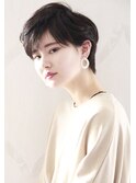 横顔美人ショート×耳掛け