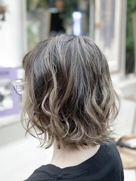 リブロ 三軒茶屋(LIBRO) グラデーションバレイヤージュボブ