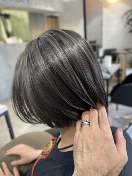 クラッチバイシオンアグリゲイト(CLUTCH by Zi-on aggregate) シャドールーツ×ブルーシルバー/ハイライトバレイヤージュ