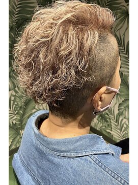 マドゥーズ ヘアショップ(Madoo's hair shop) ホワイトピンクベージュ