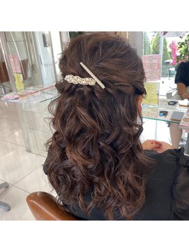 フォルテ 中田店 ふわふわ感が可愛いハーフアップ