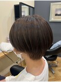 コンパクトショート×ベージュカラー