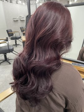 イリ 大阪(ili) 山田『ロイヤルピンク』