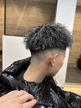 メンズ ラピス 横浜店(Men’sLapis) ホワイトメッシュツイスパ