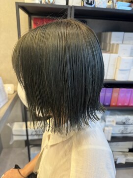 アチーブリス(achieve Liss) 艶感ミディアム オリーブカラー×アッシュブラック