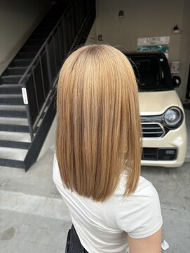 ノーブル(Nobile) ミルクティーベージュ/ミディアムボブ