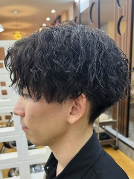 ワンポイント レガーレ(ONE POINT LEGARE)の写真/【メンズカット予約受付18時30分までOK！】メンズ大歓迎！お仕事帰りや学校終わりの方も通いやすい◎