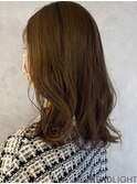オリーブブラウン　伸ばしかけへア