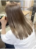 渋谷ミルクティーベージュハイトーンカラーヘーゼルベージュ30代
