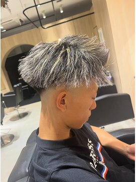 レボ 片町店(Revo) ジェットモヒカン×白金メッシュ