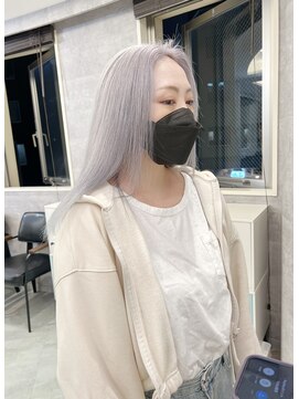 アンドソー 池袋(&so.) ハイトーンカラー／ホワイトブロンド／レイヤーカット／池袋