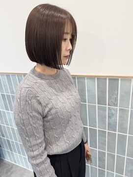 マロンブラウンミニボブ