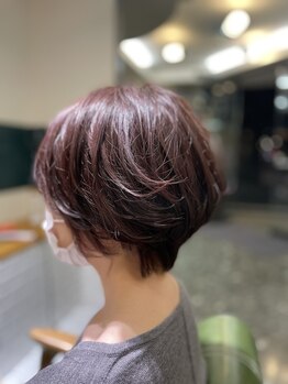 サードプレイス(s THIRD PLACE)の写真/≪19年の技術力≫気になるお悩みお聞かせください。髪質、クセを見極めた高技術カットをご提供。