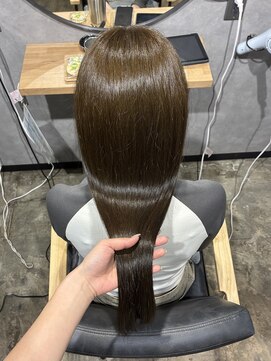 メゾンウィット(Maison Wit) くすみオリーブ
