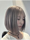 ボブ/グレージュ/ブリーチ