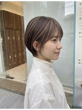 アッシュ 川崎店(Ash) ショートボブ　ハイライト　グレージュ