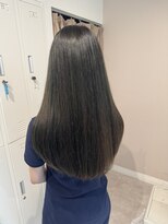 ウルカ 北浦和西口店(ulQua) オリーブベージュ ロング セミロング レイヤー 北浦和