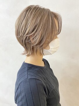 ユーフォリア 銀座(Euphoria) ウルフ/ウルフカット/ ウルフボブ/ベージュカラー担当岩崎