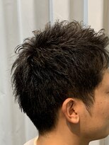 クローバー(CLOVER)&nbsp;クセを生かしたショートスタイル