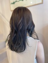 トレパルッキエーレ(tre parrucchiere)&nbsp;［-tre-］オリーブカラー×エアリーロング　20代/30代/40代