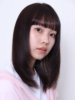 エムタニグチセルト(M.TANIGUCHI CERTO)の写真/髪質や髪の状態を見極め薬剤を選定。《CERTO》なら憧れのふんわりと柔らかなストレートも叶えられる☆