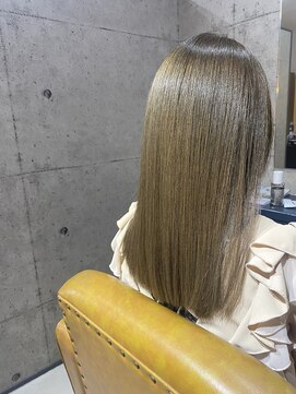 コアークリップ 東光店(CORE CLIP) オリーブグレージュ